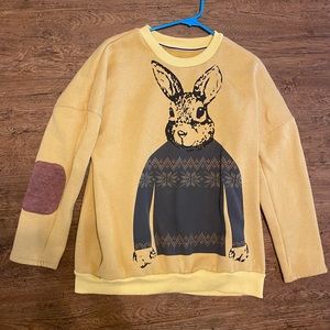 Maternity sweatshirt with rabbit design